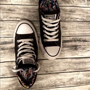 Black Converse
